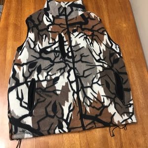 Predator camo fleece hunting vest